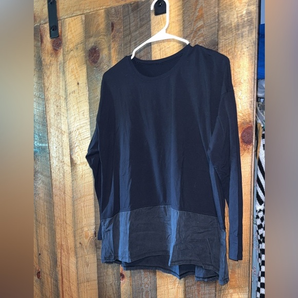 Lululemon long sleeve - Picture 1 of 1